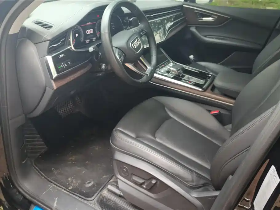 Audi Q7 2023 55 TFSI quattro S line Sport фото 9