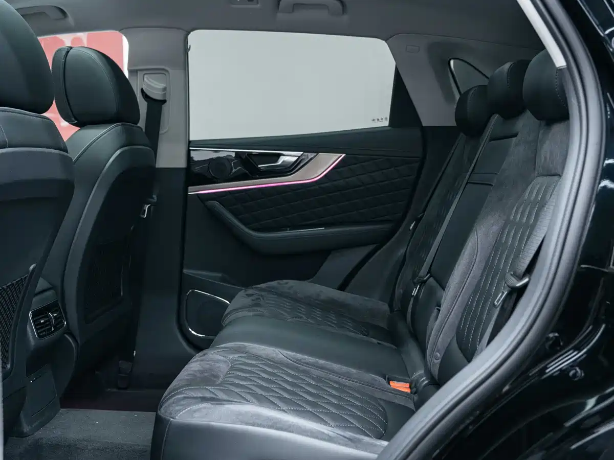 Hongqi HS5 2022 2.0T Smart Connect Premium Edition фото 10
