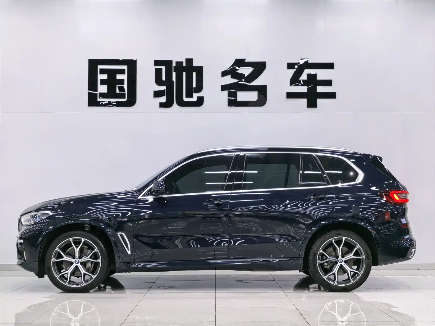 BMW X5 2022 Facelift xDrive 40Li M Sport Package фото 3