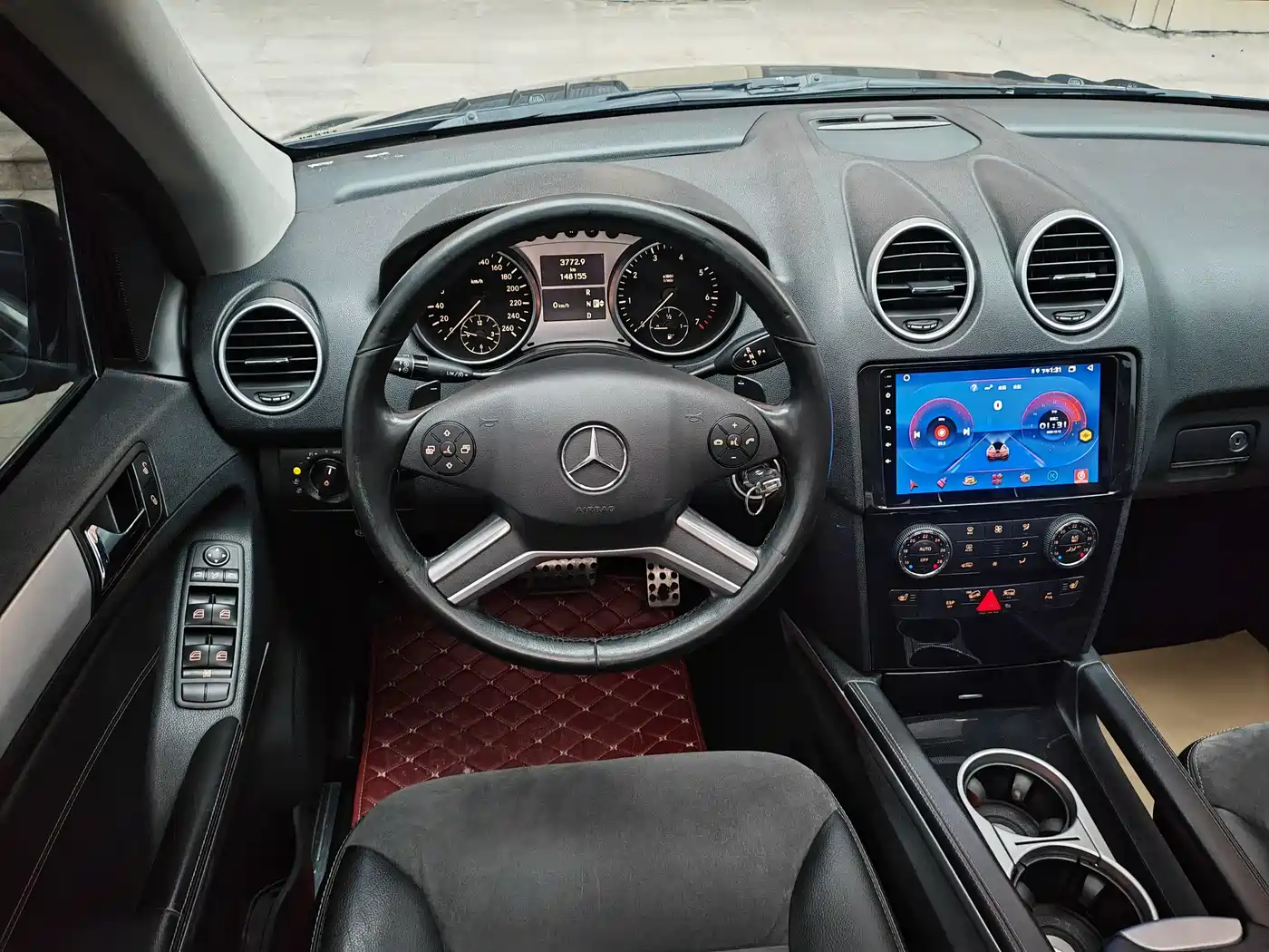 Mercedes-Benz M-Class 2010 ML 300 4MATIC фото 11