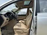 Photo 5 - Baojun 730