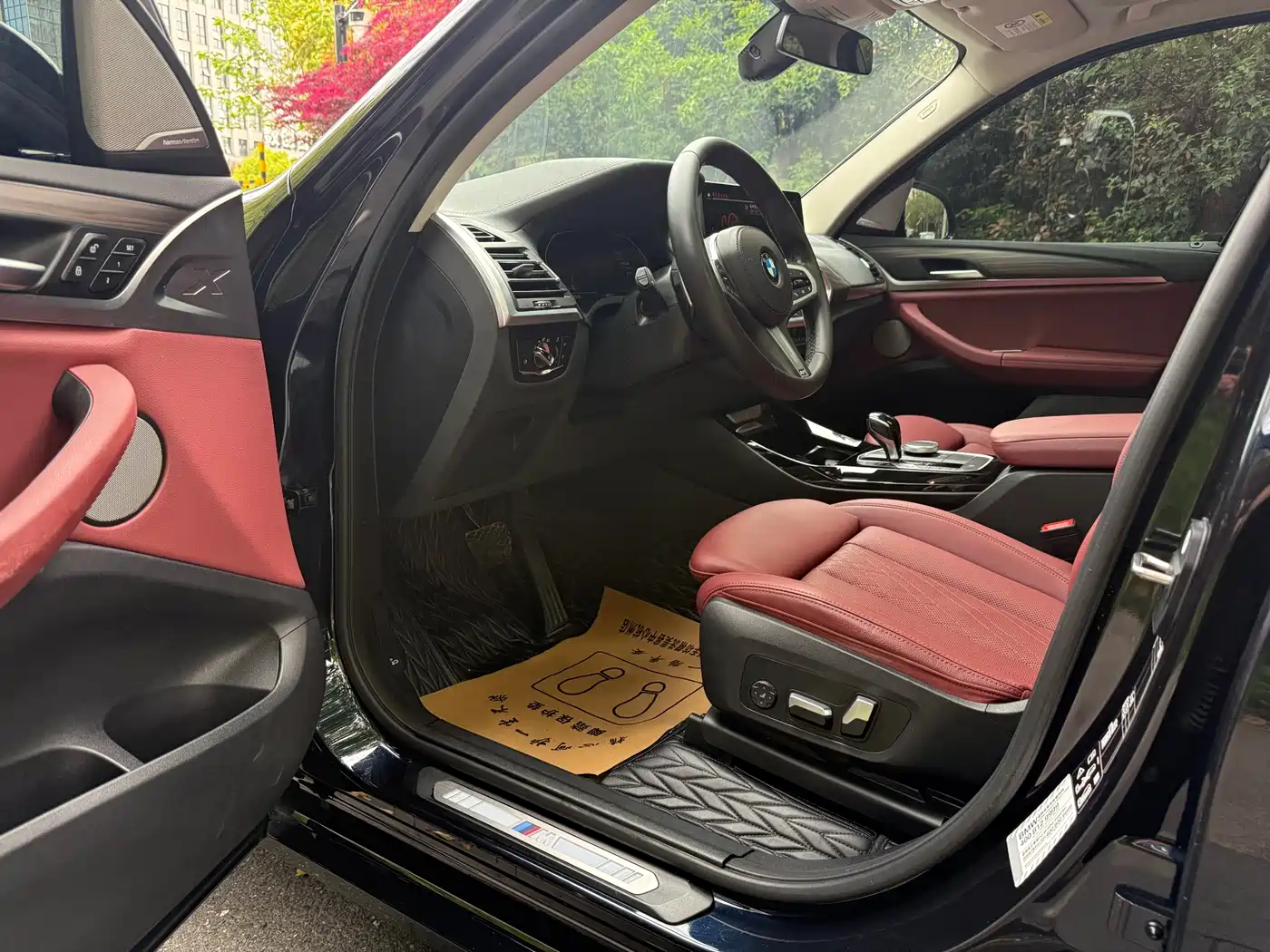 BMW X3 2022 xDrive30i Leading M Night Package фото 5
