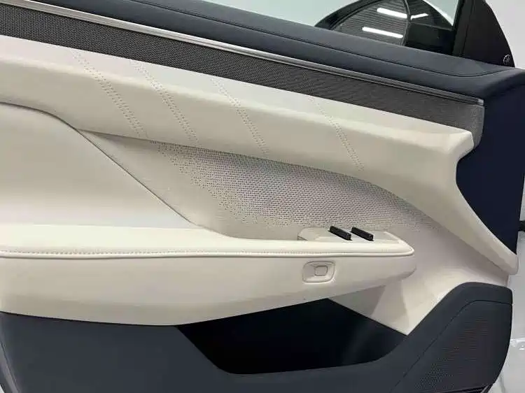 ZEEKR EXTREME KRYPTON 001