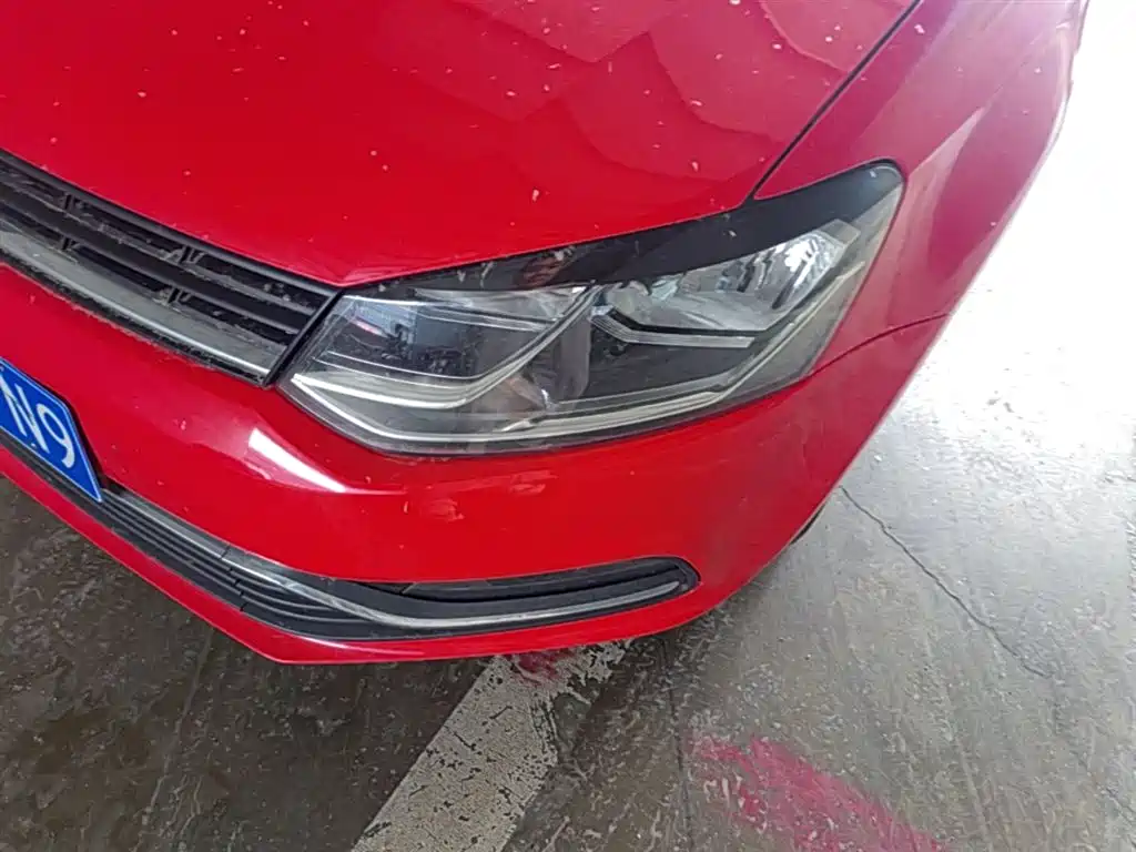 Volkswagen Polo 2014 1.6L Automatic Comfort Edition фото 18
