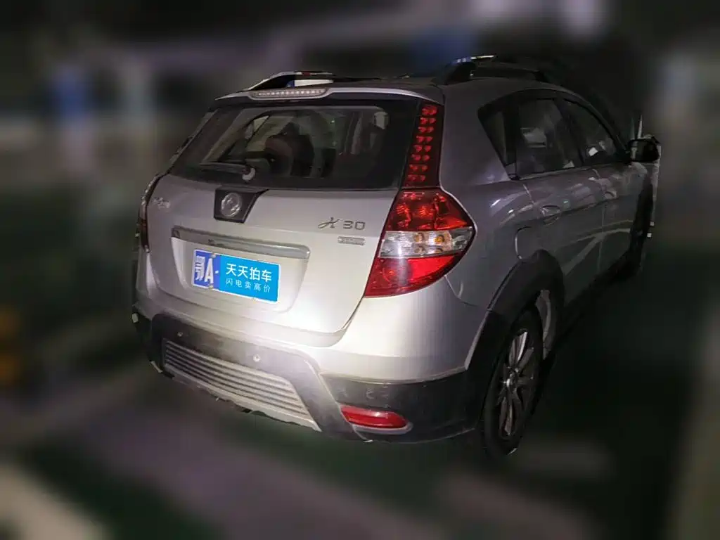 Dongfeng Aeolus Dongfeng Fengshen H30 2014 2014 CROSS 1.5L Manual Smart Drive Luxury