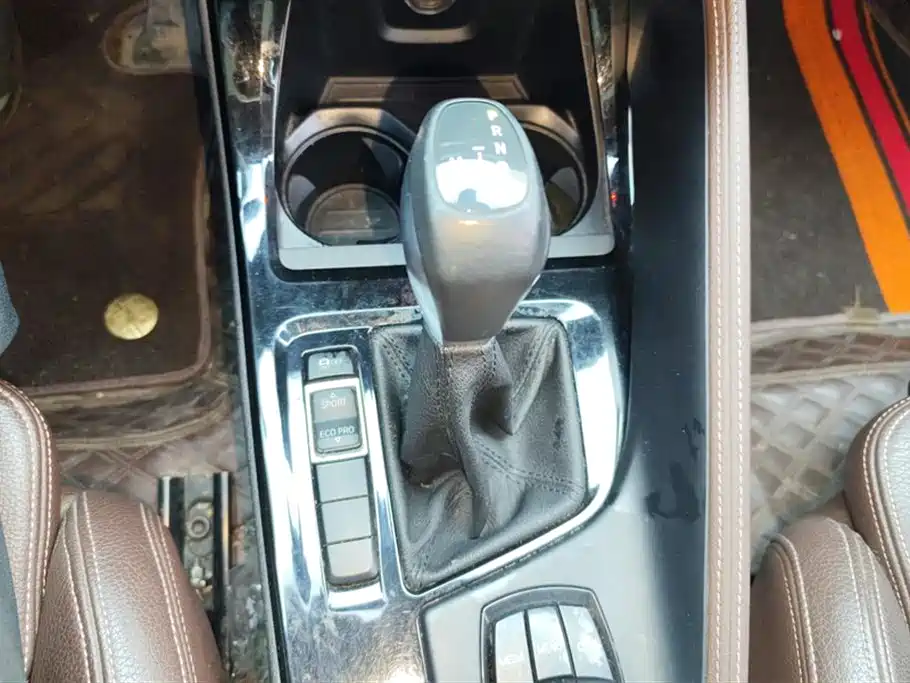 BMW X1 2019 sDrive18Li Premium Model фото 16