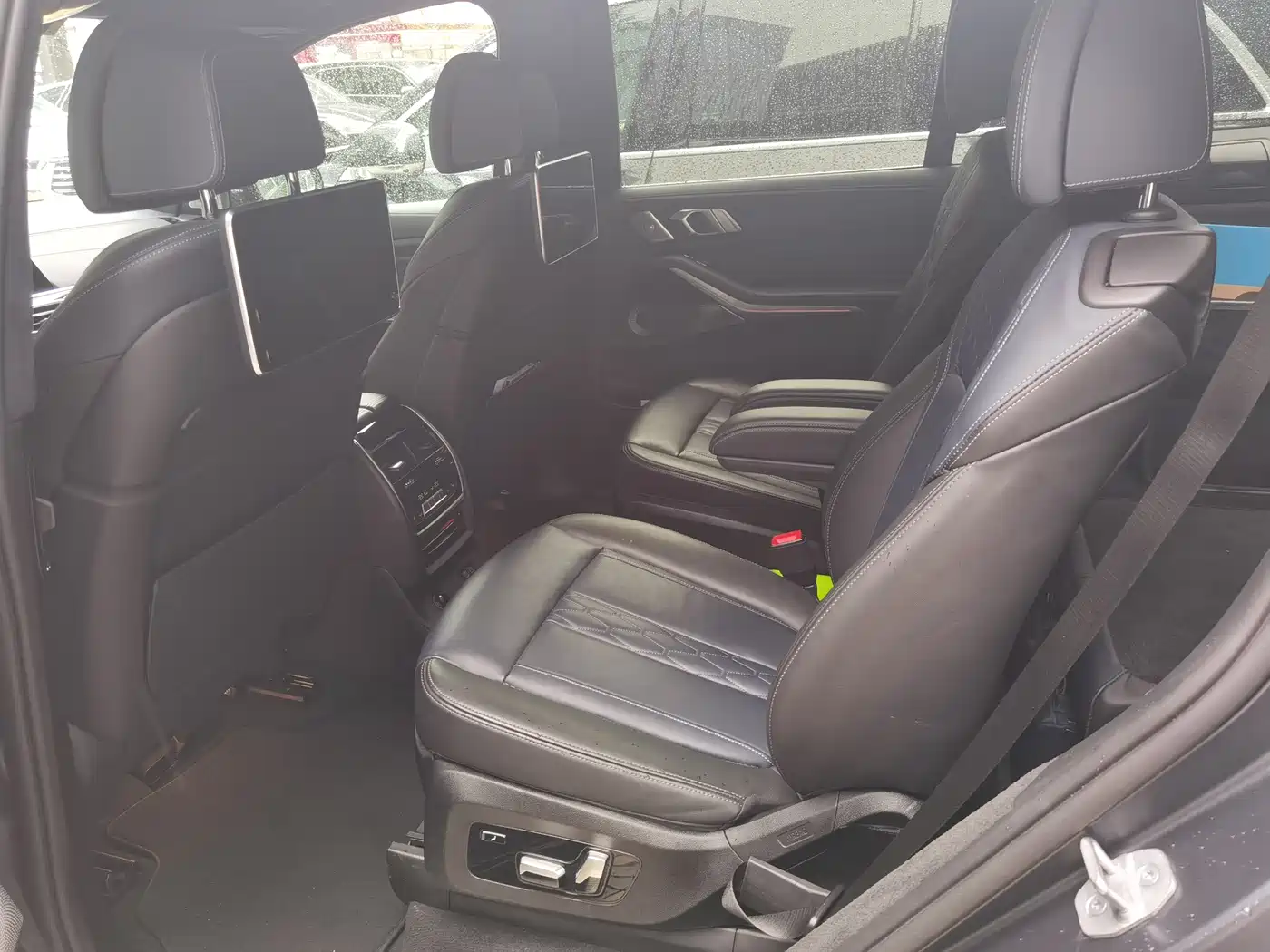 Фото 6 - BMW X7