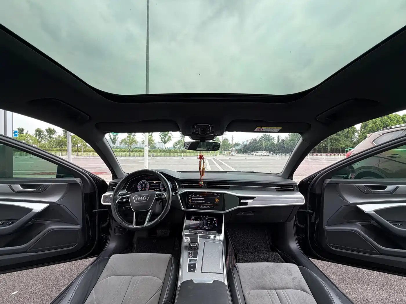 Audi A6L 2021 45 TFSI Exclusive Sport фото 11