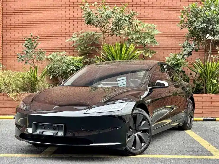 Tesla Model 3 2023 Rear-Wheel Drive
