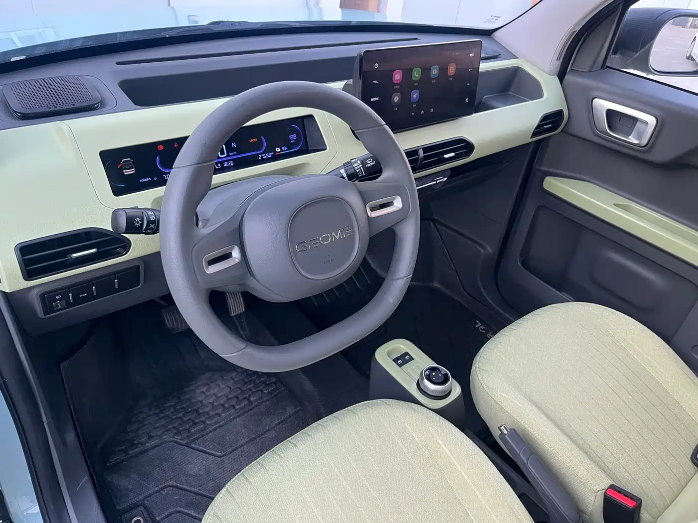 Geely Galaxy Panda 2024 Panda mini 200km Endurance Bear фото 6