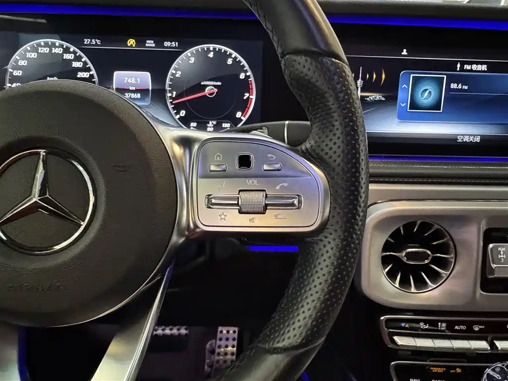 Mercedes-Benz G-Class 2022 G 500 фото 24