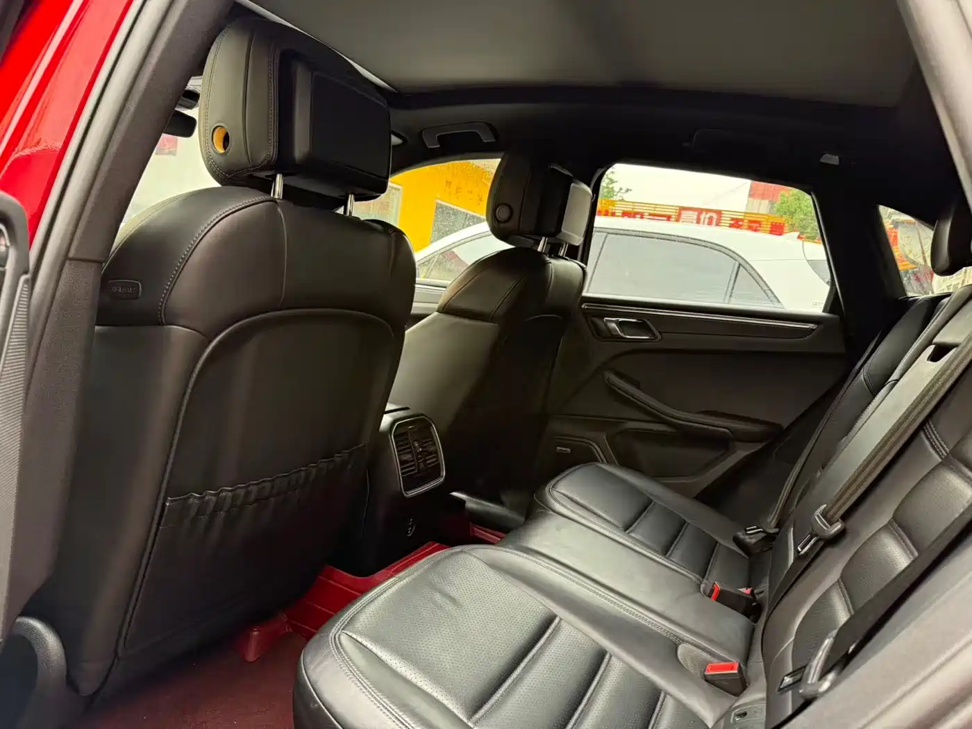 Porsche Macan 2023 Macan 2.0T фото 12