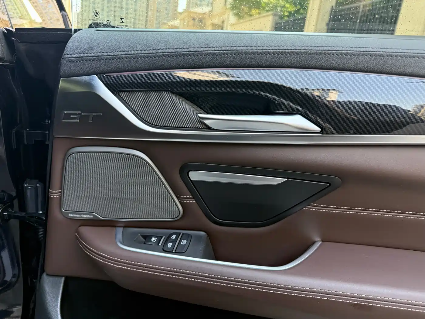 BMW 6 Series GT 2018 640i xDrive M Sport Package фото 16
