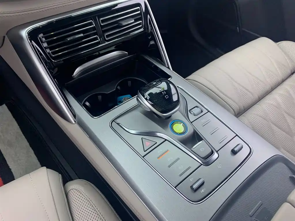 BYD Tang New Energy 2025 Smart Driving Edition DM-i 115KM Flagship фото 24