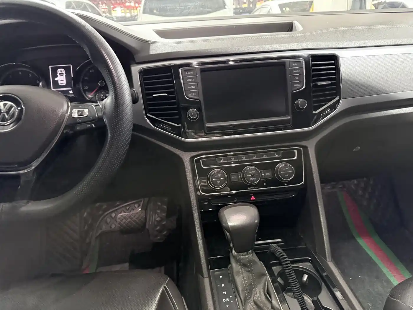 Volkswagen Teramont 2017 380TSI 4WD Luxury Edition фото 16