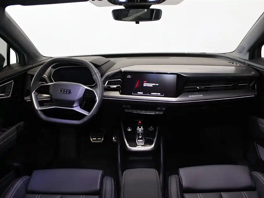 Audi Q4 e-tron 2024 40 e-tron Pioneer Edition фото 9