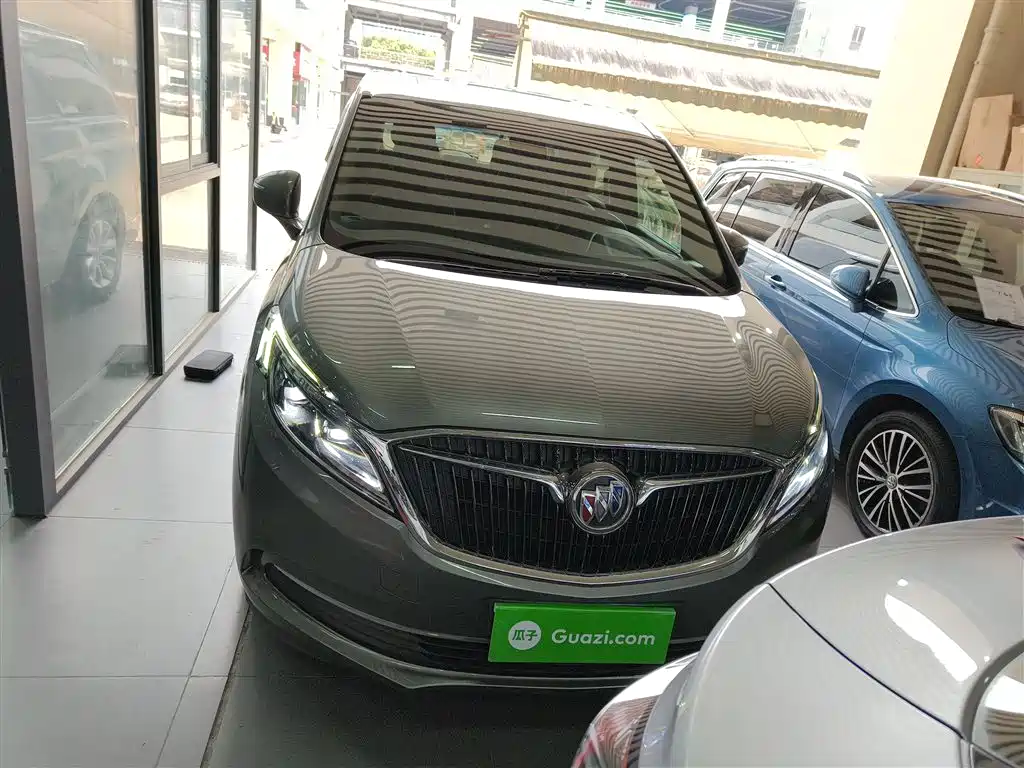 Buick GL8 2018 ES 28T Premium Type China VI фото 3