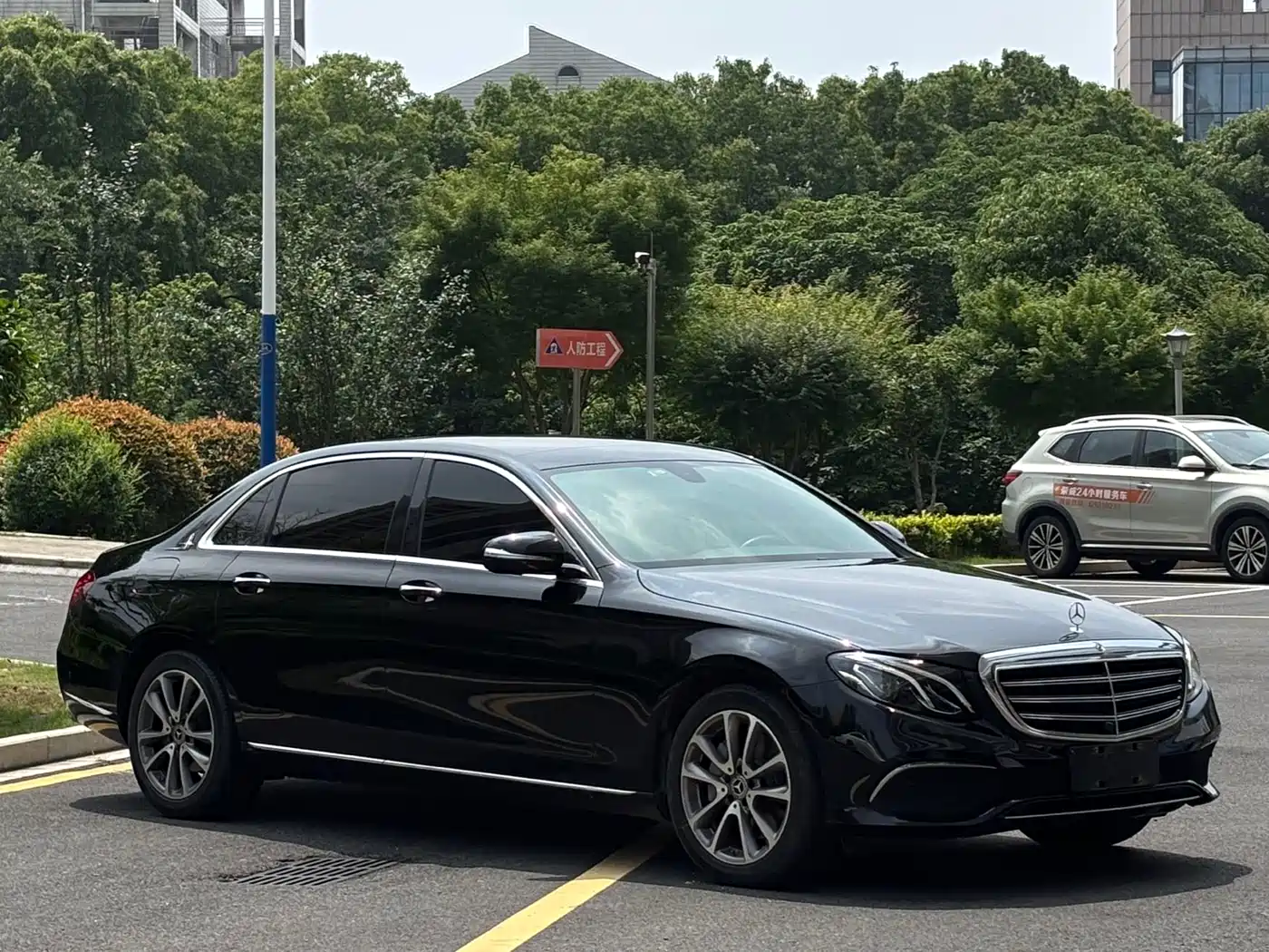 Mercedes-Benz E-Class 2019 Facelift E 300 L Luxury фото 3