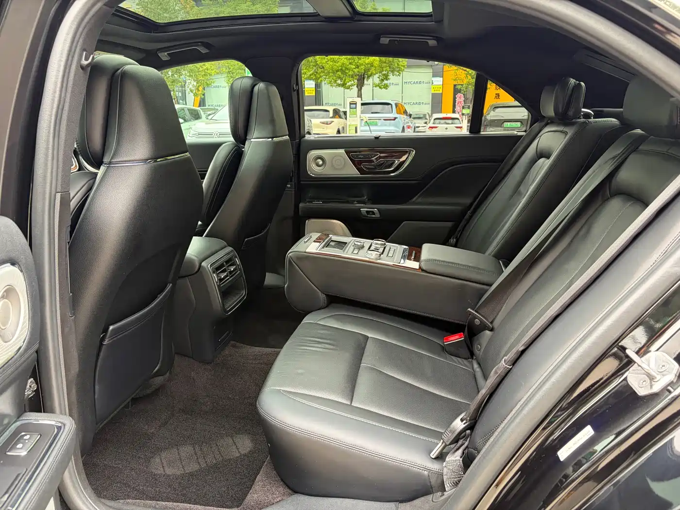 Lincoln Continental 2018 2017 3.0T AWD Prestige Edition
