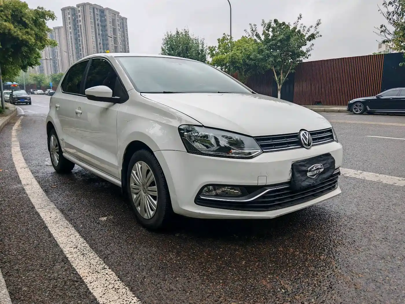 Volkswagen Polo 2016 1.6L Automatic Comfort фото 3