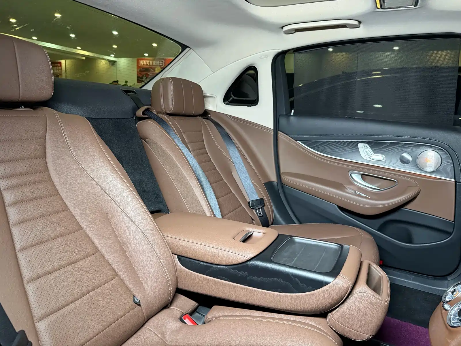 صورة 15 - Mercedes-Benz E-Class