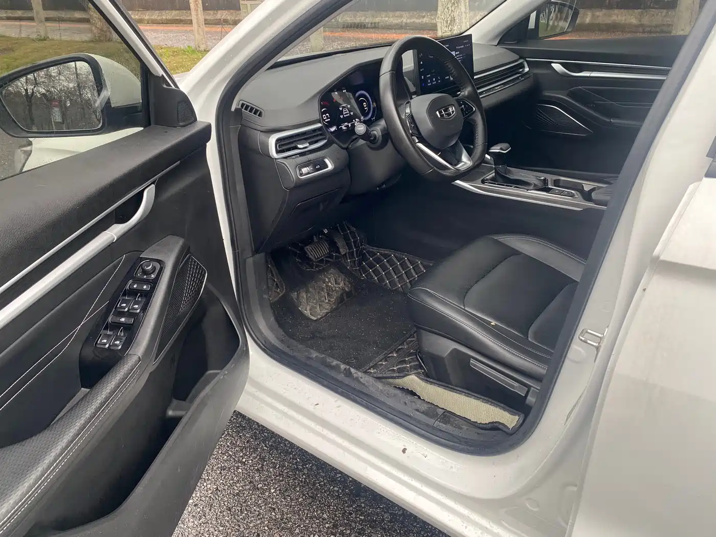 GEELY AUTOMOBILE EMGRAND