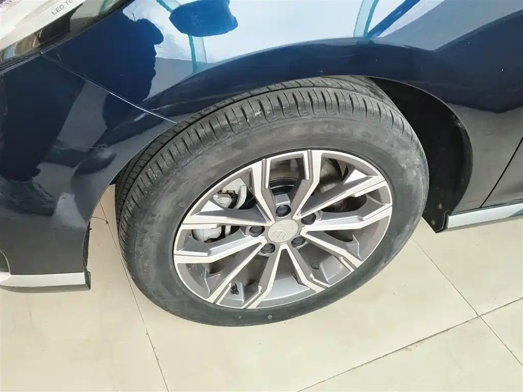 BYD Song MAX 2021 Upgrade 1.5T Automatic Luxury Edition 6-Seater фото 25
