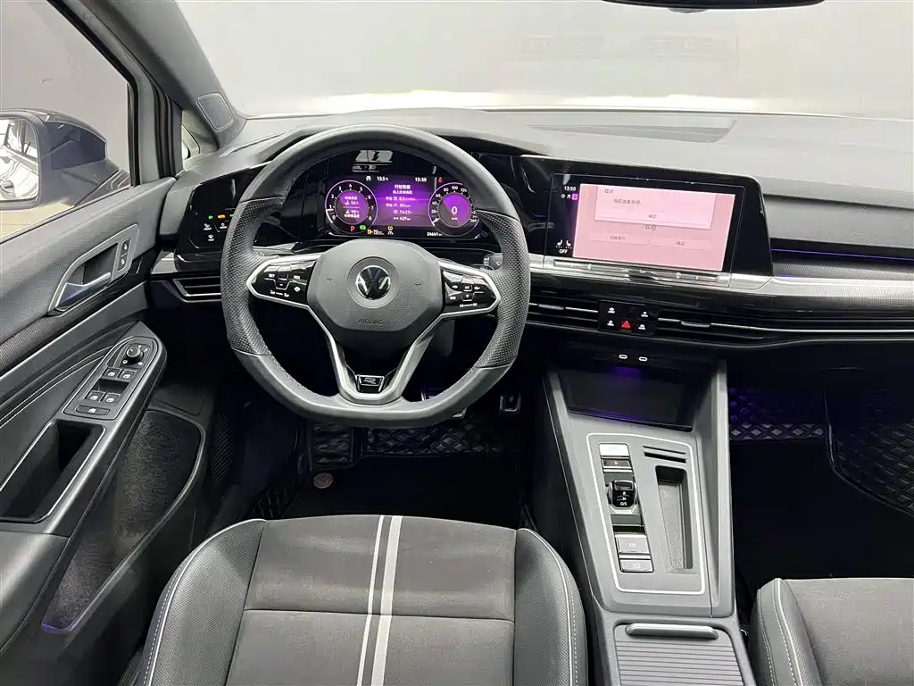 Volkswagen Golf 2023 Facelift 280TSI DSG R-Line Lite фото 10