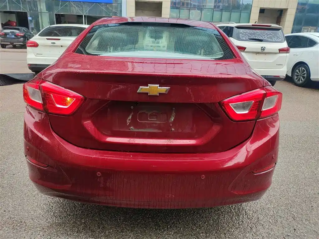 Chevrolet Cruze 2017 1.5L Manual Pioneer фото 4