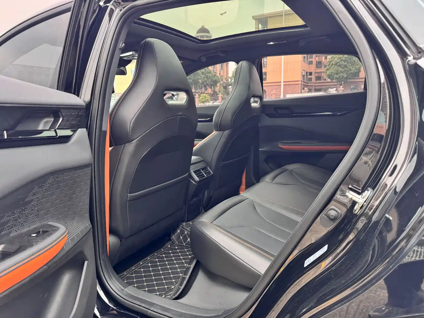 CHANGAN UNI-V