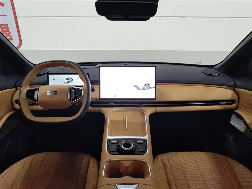 Geely Galaxy Galaxy Starship 7 EM-i 2025 120km Navigation Edition фото 5