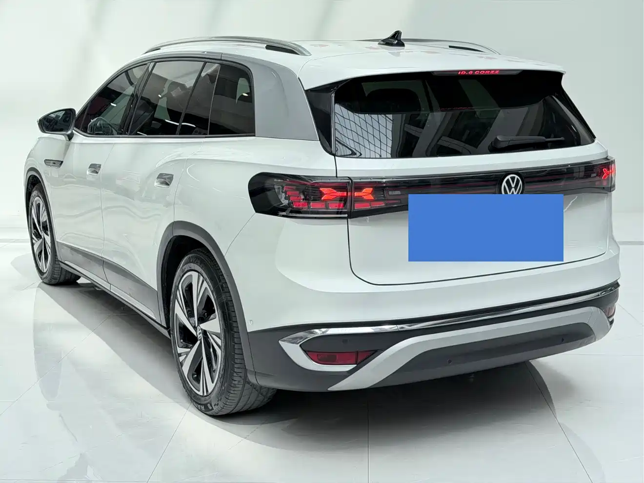 VOLKSWAGEN ID.6 CROZZ