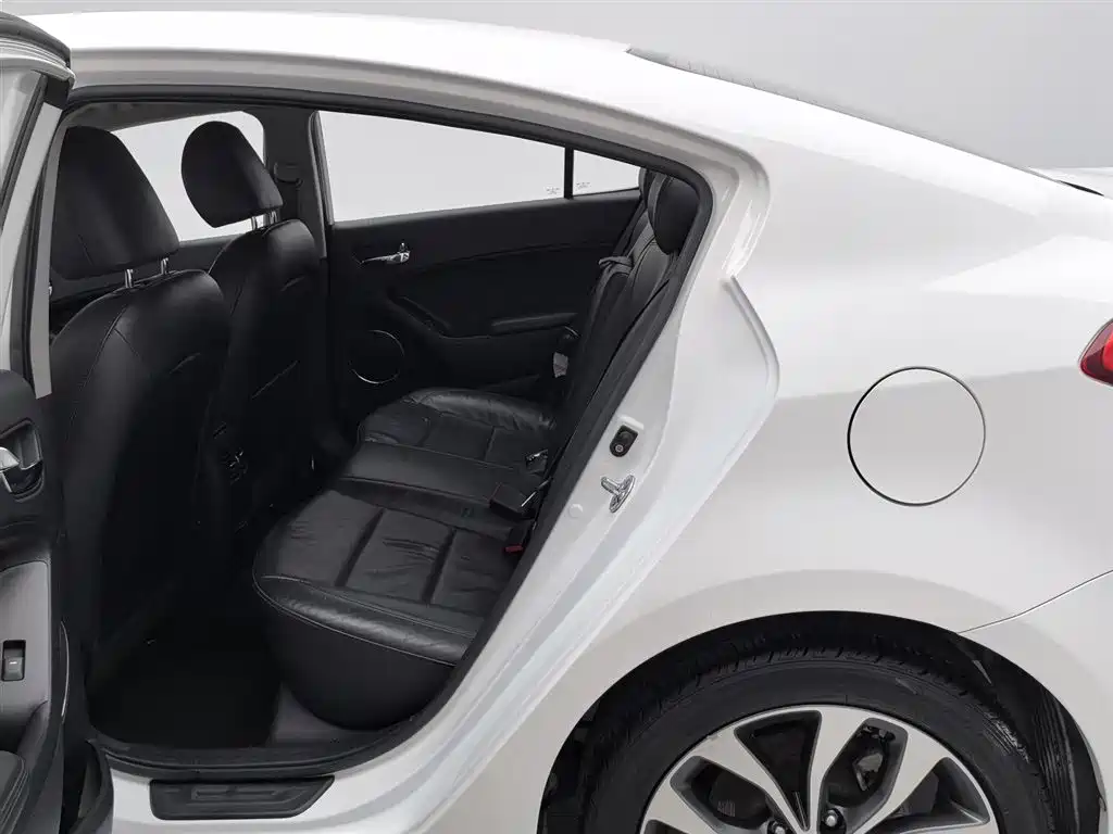 Kia K3 2013 1.6L Automatic Premium фото 15