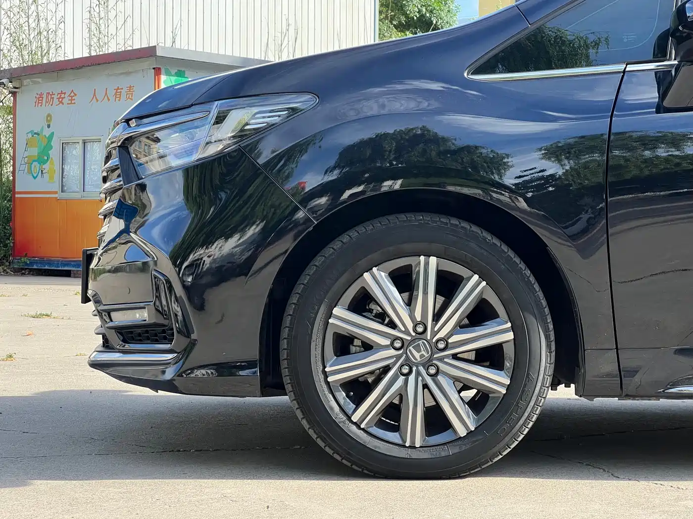 Honda Odyssey 2022 2.0L e:HEV Sharp·Enjoyment Edition фото 9