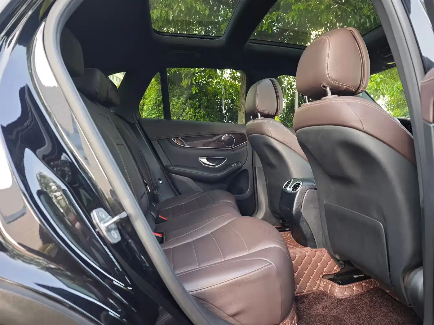 Mercedes-Benz GLC 2018 GLC 260 4MATIC Luxury фото 10
