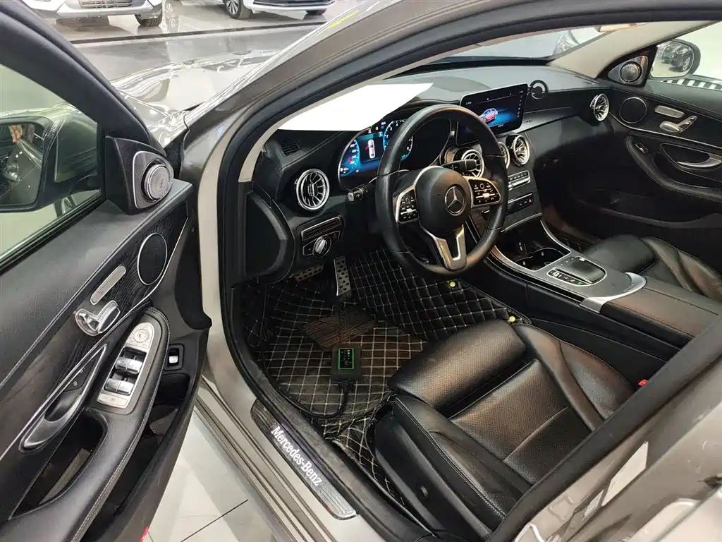 Mercedes-Benz C-Class 2019 Facelift C 260 L Sport фото 16