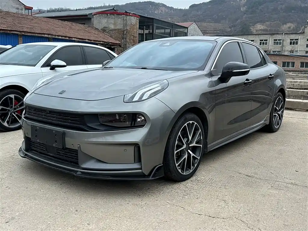 Lynk & Co 03 2021 2.0TD Auto Jin Champion Edition фото 2