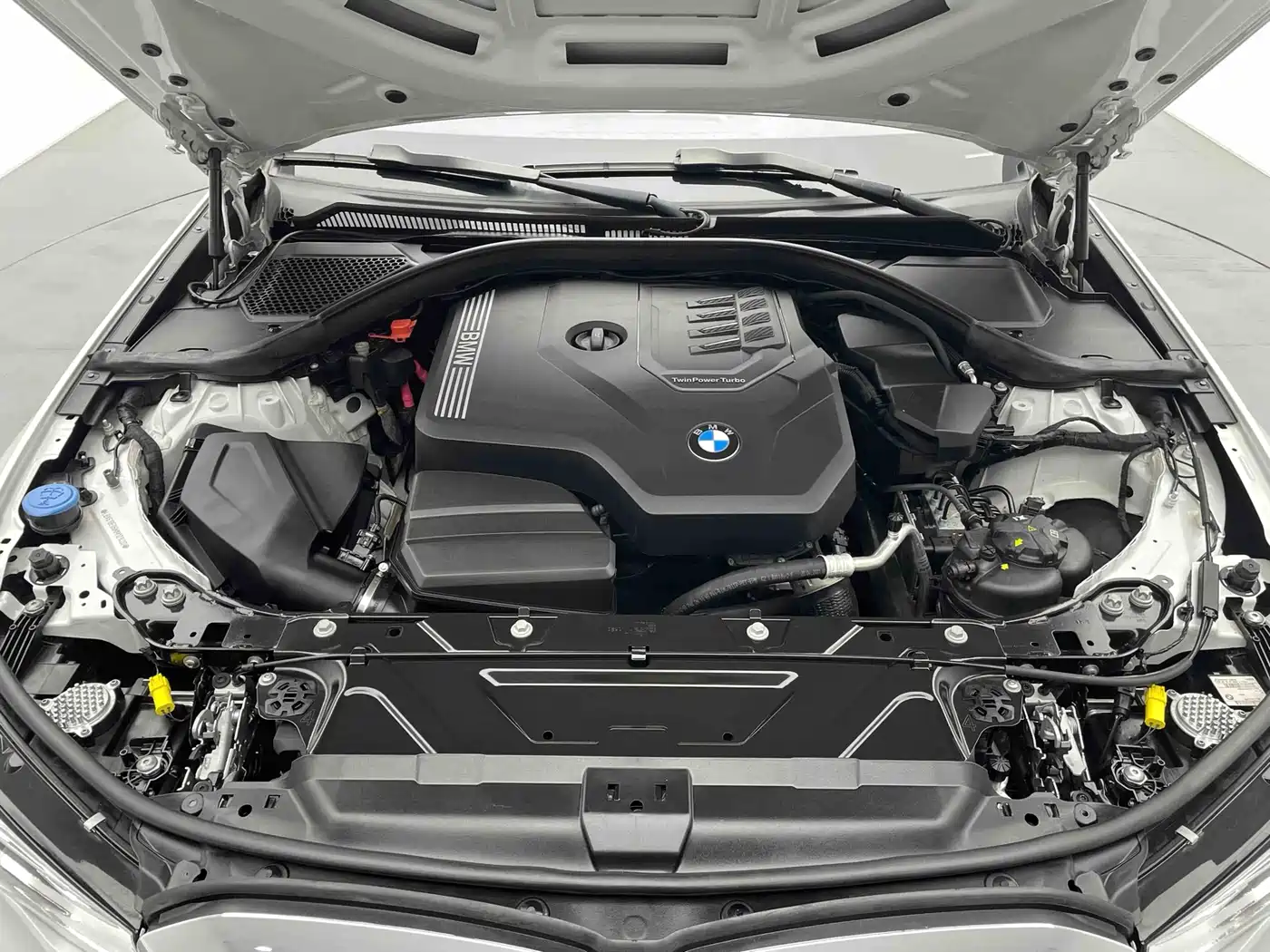 BMW 3 Series 2022 320Li M Sport Package фото 20