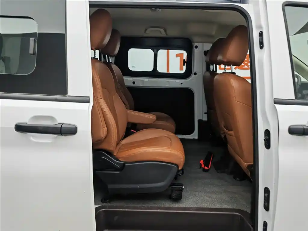 BAW (Beijing Automobile Works) Ruisheng Ace M7 2023 1.6L Standard Wheelbase Wealth Creation 7-seater фото 15