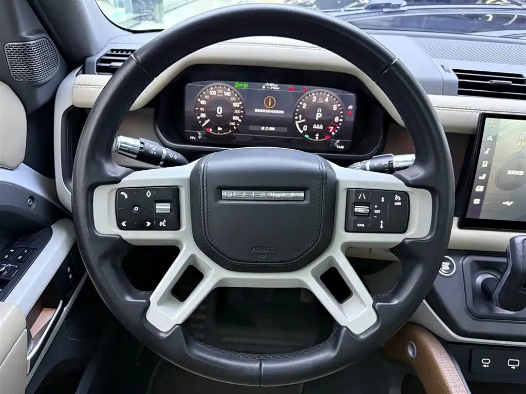 Land Rover Defender 2022 Model 90 2.0T P300 Tiger Ambition Edition фото 25