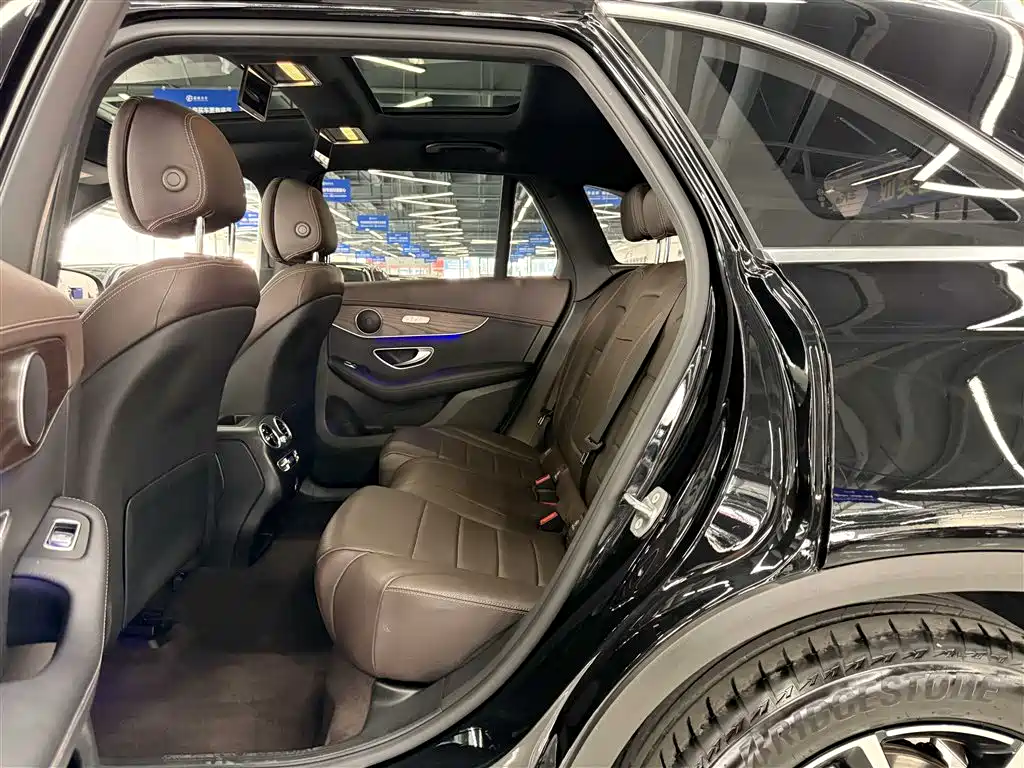 Mercedes-Benz GLC 2022 Facelift II GLC 260 L 4MATIC Luxury фото 16