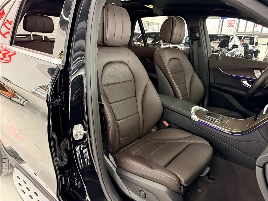 Mercedes-Benz GLC 2022 Facelift II GLC 260 L 4MATIC Luxury фото 11