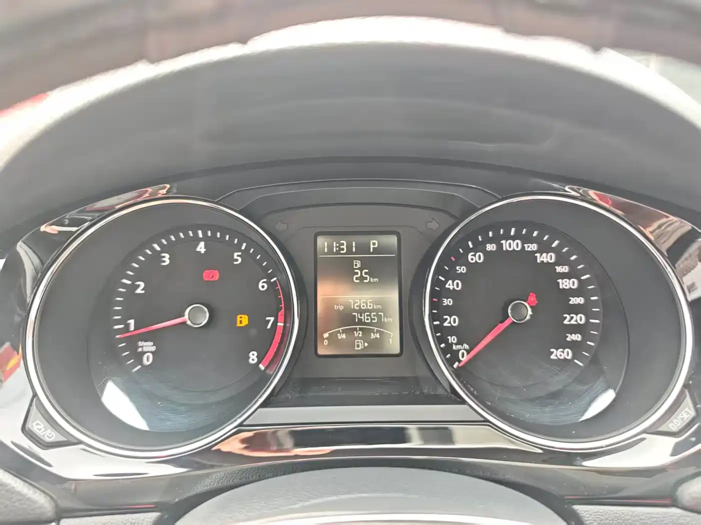 Volkswagen Sagitar 2018 1.6L Automatic Comfort фото 12