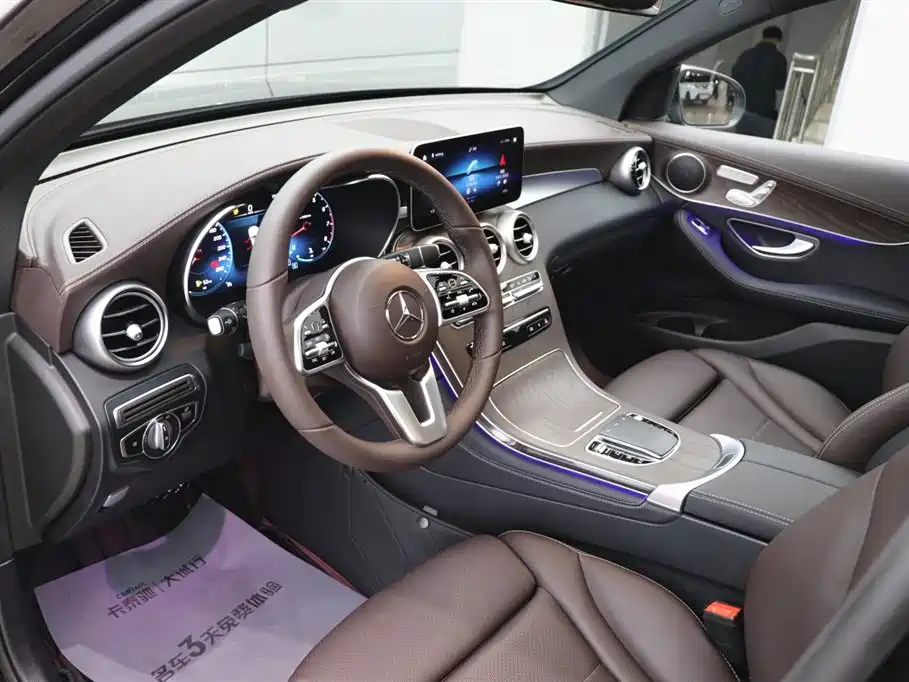 Mercedes-Benz GLC 2021 GLC 260 L 4MATIC Luxury фото 14