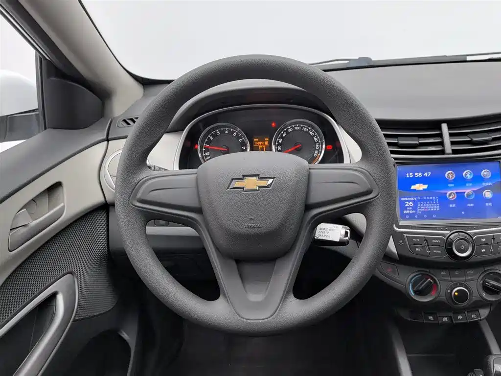 Chevrolet Sail 2015 Sail 3 1.5L Manual Ideal Sunroof Edition фото 11