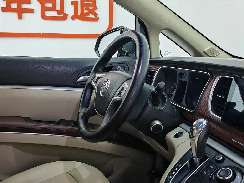 Buick GL8 2018 28T Comfort China VI фото 22