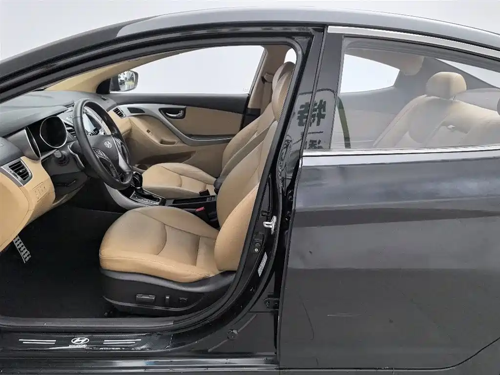 Hyundai Langdong 2012 1.8L Automatic Premium фото 10