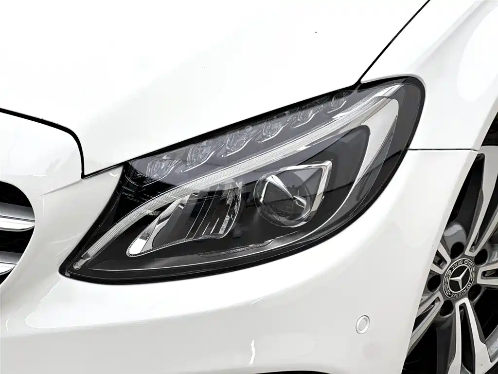 Mercedes-Benz C-Class 2018 C 200 L Sport Edition фото 15