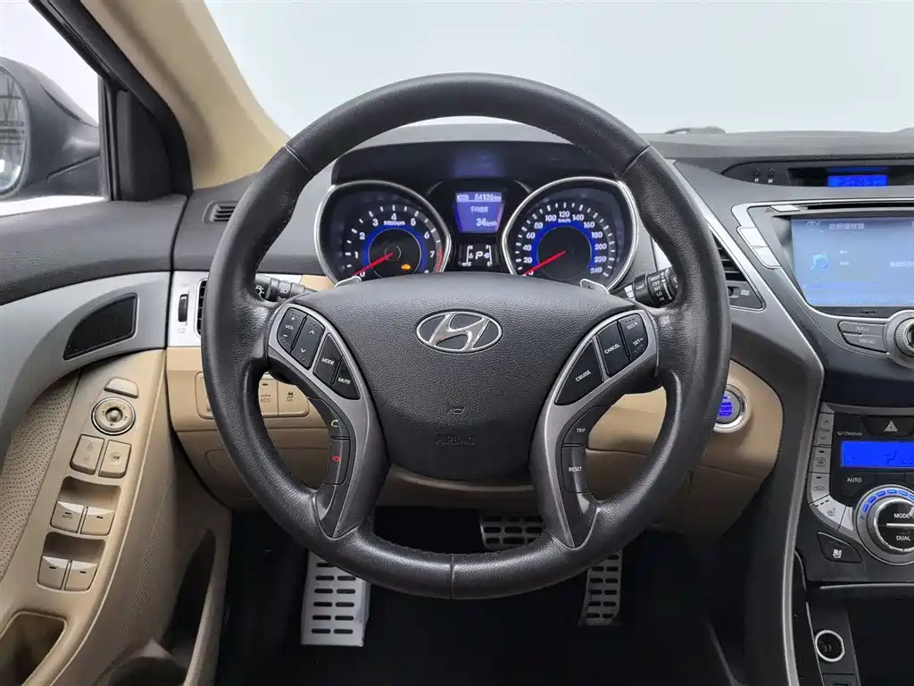 Hyundai Langdong 2012 1.8L Automatic Premium фото 11