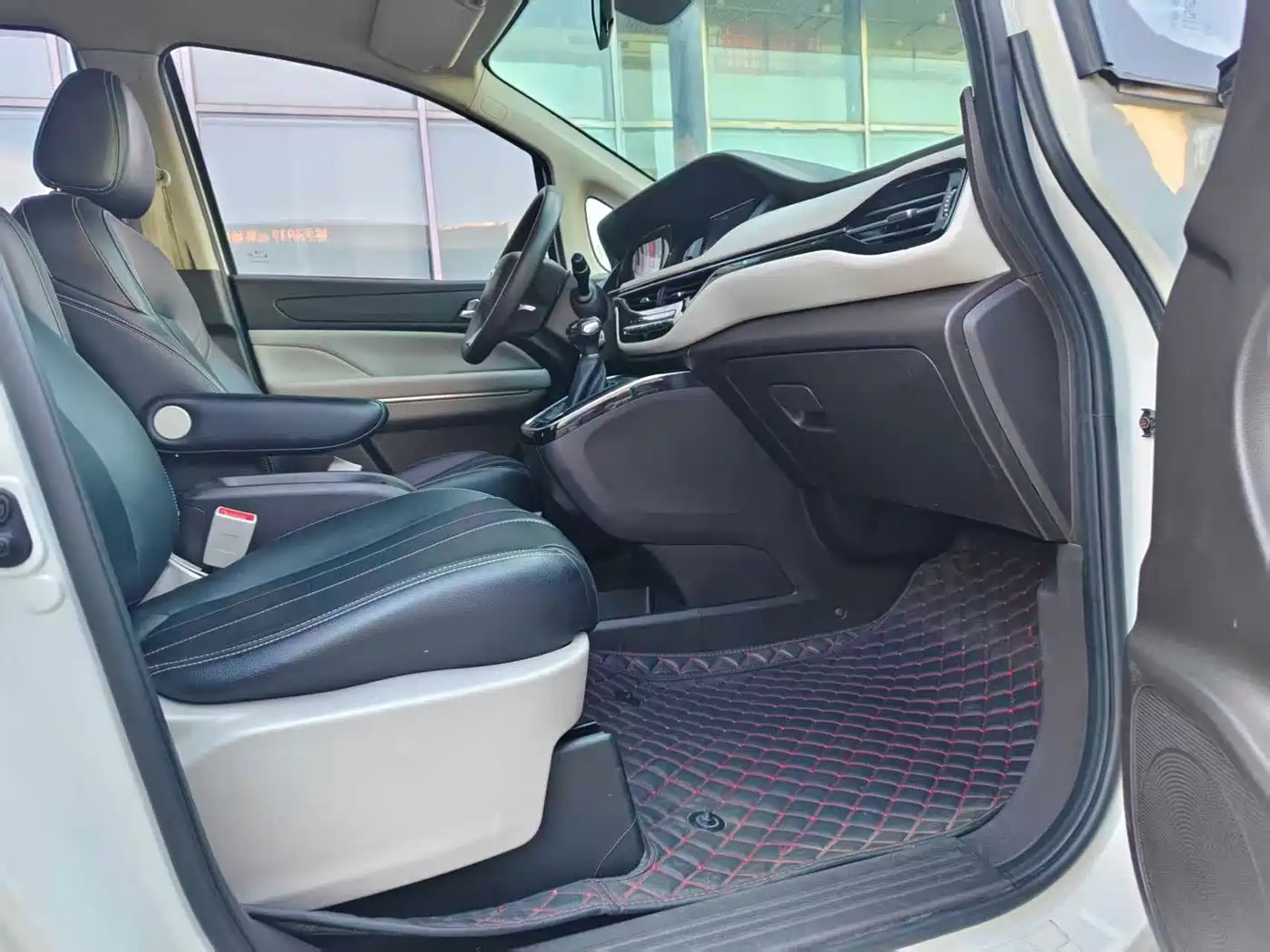 Фото 10 - GAC Trumpchi Trumpchi M6